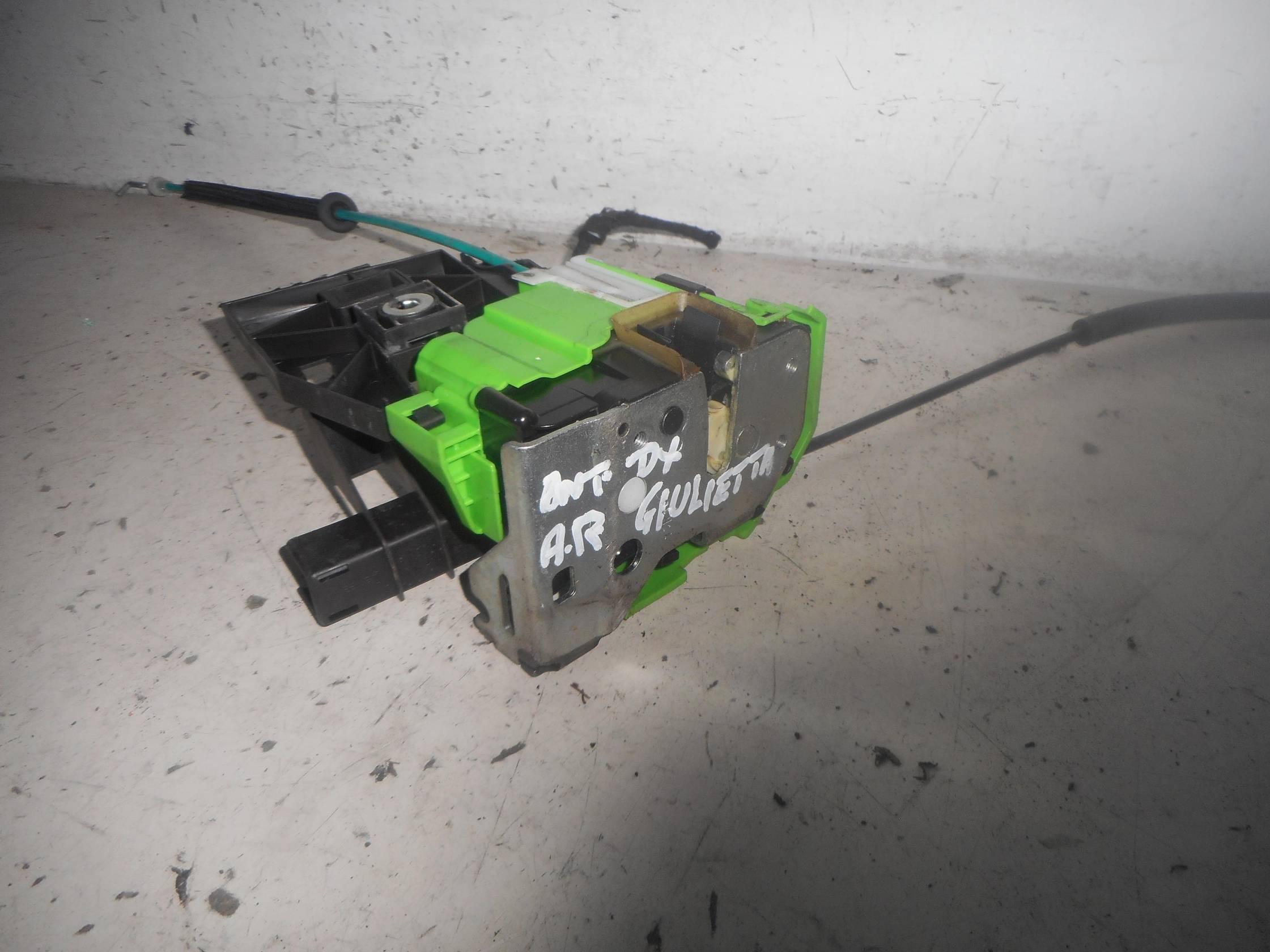 Serratura porta ant. dx.